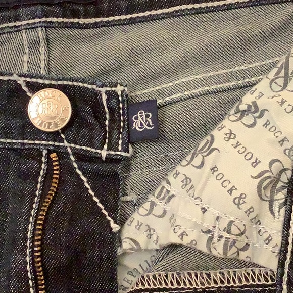 Rock & Republic Kasandra Bootcut, Embroidered Jeans, Size 6S - Picture 5 of 14